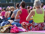 PINK YOGA-Event von EDS vom 11. Juni 2015